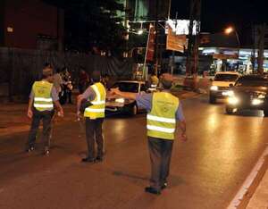 “Cacería” de habilitaciones vehiculares vencidas arranca este viernes - Nacionales - ABC Color
