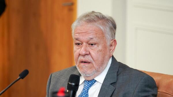 Jorge Brítez defiende depósitos del IPS y promete informe detallado al Congreso