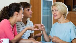 “Mi mamá le defiende a mi marido y se pone en mi contra”
