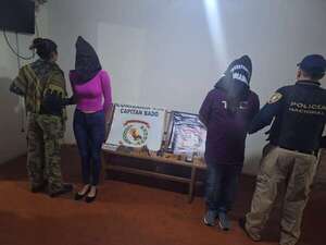 Capitán Bado: capturan a una pareja e incautan armas y vehículos indocumentados - Nacionales - ABC Color