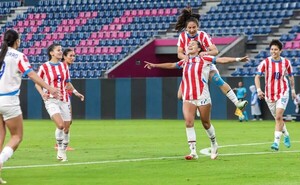 Albirroja femenina bate a Chile y sella pasaporte a los juegos panamericanos - La Tribuna