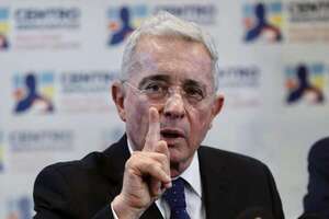 Jueza considera probado el fraude procesal en juicio a Uribe, pero lo absuelve de soborno - Mundo - ABC Color