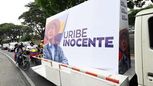 Uribe fue declarado culpable por soborno a testigos y fraude