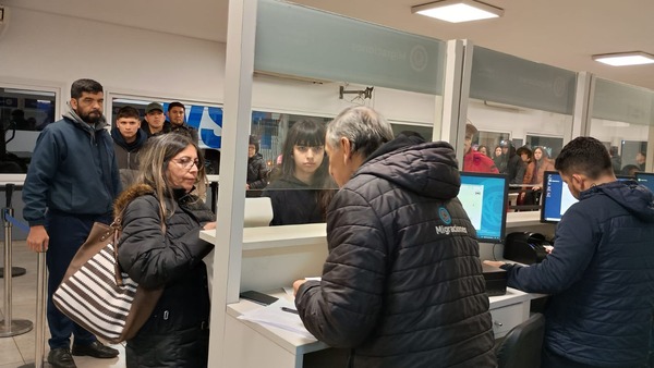 Control migratorio conjunto en Encarnación se replicará en otras fronteras - ADN Digital