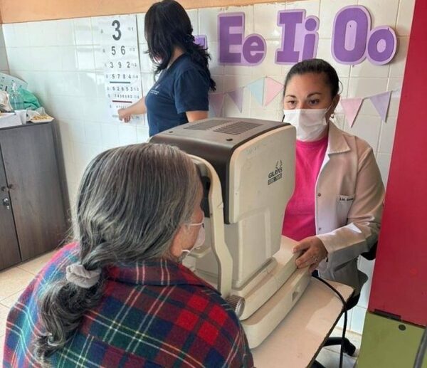 Más de 100 personas reciben atención oftalmológica gratuita en Caazapá