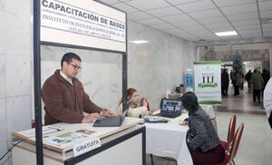 Se llevan a cabo capacitaciones gratuitas sobre base de datos jurídicos