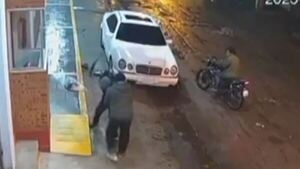Motochorros asaltaron con machete a un panadero y le quitaron su última platita