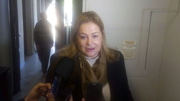 Abogada denuncia sanción por pedir asistir a audiencias en casos de corrupción