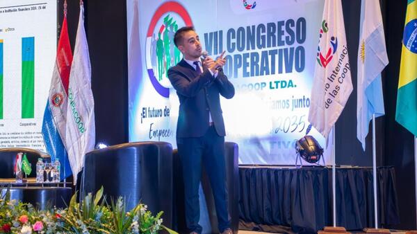 Cooperativas concentran USD 6.460 millones del sistema financiero