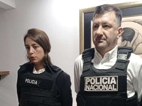 Arresto y tobilleras para exsenador argentino y su secretaria - Nacionales - ABC Color