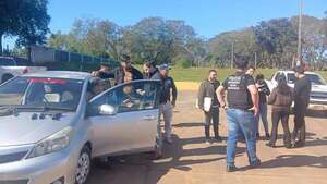 Cae concejal liberal de Santa Rosa del Aguaray por supuesto pedido de coima  - Policiales - ABC Color
