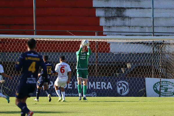 General y Trinidense empatan sin goles en Mallorquín
