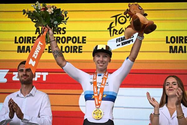 Wiebes gana la cuarta etapa del Tour femenino, Vos conserva maillot amarillo - Polideportivo - ABC Color
