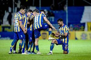 El Kure Luque le quita el invicto a Nacional y se codea con los punteros •