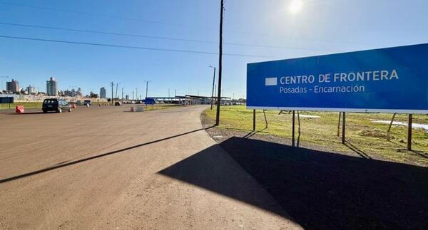 Sistema migratorio unificado ya opera al 100% en frontera Encarnación-Posadas