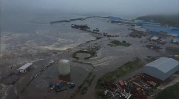 Tsunami golpea el Pacífico tras sismo de 8.8 en Rusia