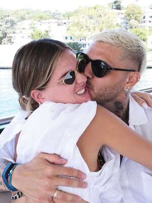 Mauro Icardi se mostró más enamorado que nunca de La China Suárez, “la que brilla sola” - Gente - ABC Color