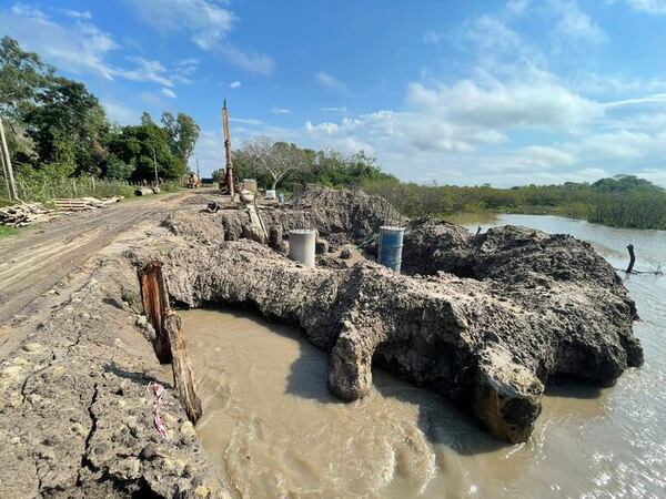 Pobladores reclaman terminación del puente sobre el arroyo Estero Cambá - Nacionales - ABC Color