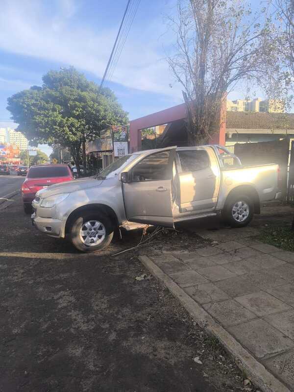 Recuperan camioneta denunciada por supuesta apropiación