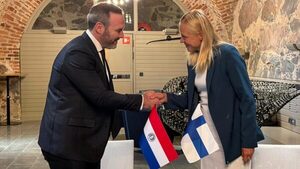 Paraguay y Finlandia firman acuerdo de cooperación ambiental y climática - El Trueno