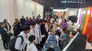 Arrancó la Feria del Libro y la Ciencia “Caaguazú Lee” en Coronel Oviedo - Literatura - ABC Color