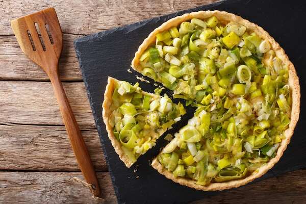 Hacer una tarta de puerros y atún es muy fácil: seguí este paso a paso - Gastronomía - ABC Color