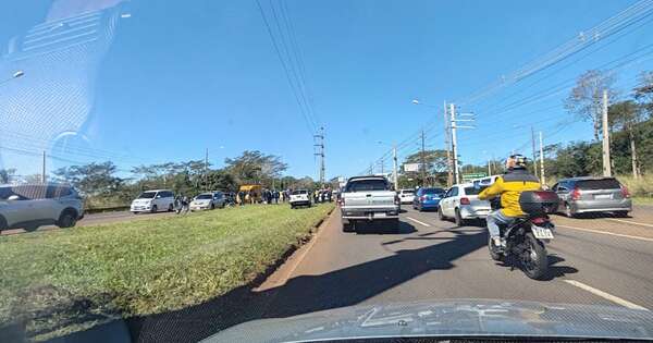 La Nación / Motociclista sexagenario muere en accidente, al ser embestido por una camioneta