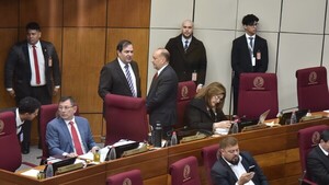 Senado aprueba que Ejecutivo pueda decretar hasta 3 feriados nacionales y crea uno nuevo