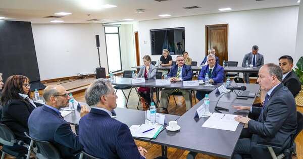 La Nación / Congresistas estadounidenses destacan avances económicos durante visita al MEF