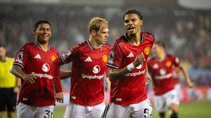 Diego León suma más minutos en la goleada del United