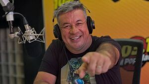 Popular / (VIDEO) ¡Richard Machuca contó que su doña controla el número de serie de sus condones!