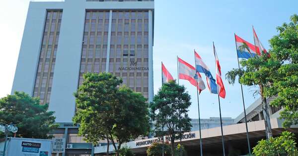 La Nación / Municipio de Asunción está cumpliendo con salarios y servicios básicos, afirma interventor