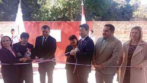 Celebran obras en una escuela caacupeña, donadas por Japón