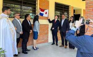 Inauguran moderno pabellón en Colegio Parroquial Pío XI, construido con donación del Japón - Noticiero Paraguay
