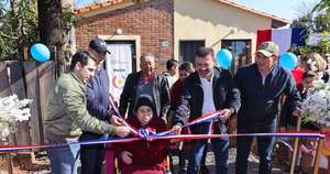 La Nación / Muvh entrega nuevas viviendas sociales en Caaguazú