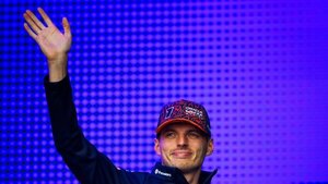 Max Verstappen confirma su permanencia en Red Bull para 2026