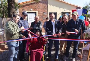 Gobierno entrega 18 viviendas sociales en Caaguazú y avanza con su plan habitacional - El Trueno