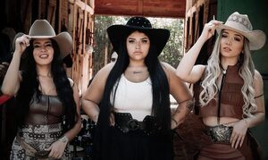 Flor Álvarez llegó a Paraguay para el estreno de “Puñal” junto a Marilina y Mily