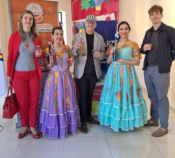 Exposición artística “Caña con Ruda” estará disponible desde mañana en Encarnación - Nacionales - ABC Color