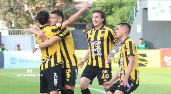 Versus / Guaraní no tuvo piedad de Ameliano