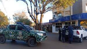 Policía frustra a tiros un asalto a una inmobiliaria en Pedro Juan Caballero