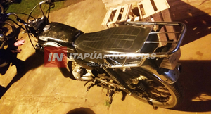 SE CRUZÓ CON SU MOTOCICLETA HURTADA POR LA CALLE Y LA RECUPERÓ