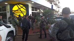 Frustran intento de asalto a inmobiliaria a media cuadra de Dirección de Policía de Amambay - Policiales - ABC Color