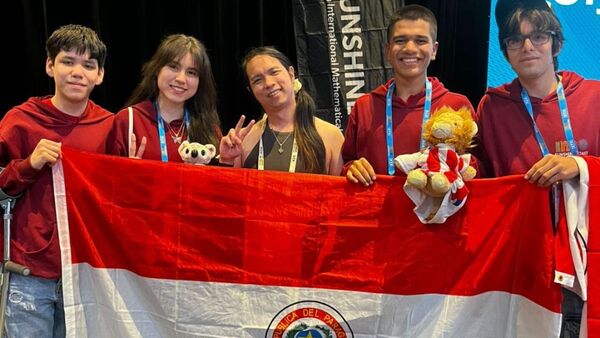 Paraguay recibe reconocimiento en Olimpiada Internacional de Matemática