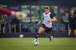 Versus / El complicado momento del paraguayo Diego González en Atlas de México