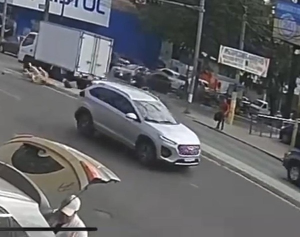 Buscan identificar a conductor que atropelló a adulta mayor y se fugó | Unicanal