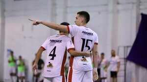 Filosofía y Escurra lideran en el Honor