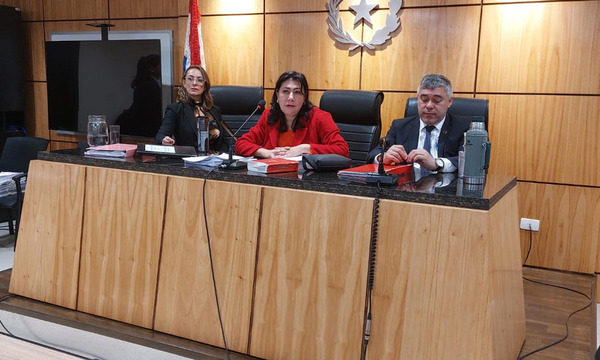 Declaran cuarto intermedio en juicio oral por supuesto ingreso de estupefacientes en penal de CDE - OviedoPress