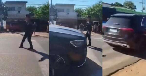 La Nación / Conductor no respetó señal de pare de la PMT y casi arrolló a estudiantes en Capiatá