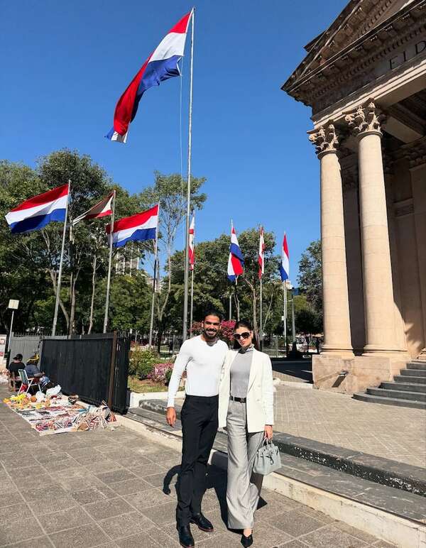 Nadia Ferreira está en Paraguay con un invitado especial. ¿De quién se trata? - Gente - ABC Color